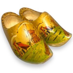 Vintage Dutch Clogs Klompen Hand Carved Wood Holland Souvenir Decor Traditional